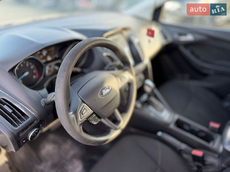 Хэтчбек Ford Focus 2015 в Ивано-Франковске
