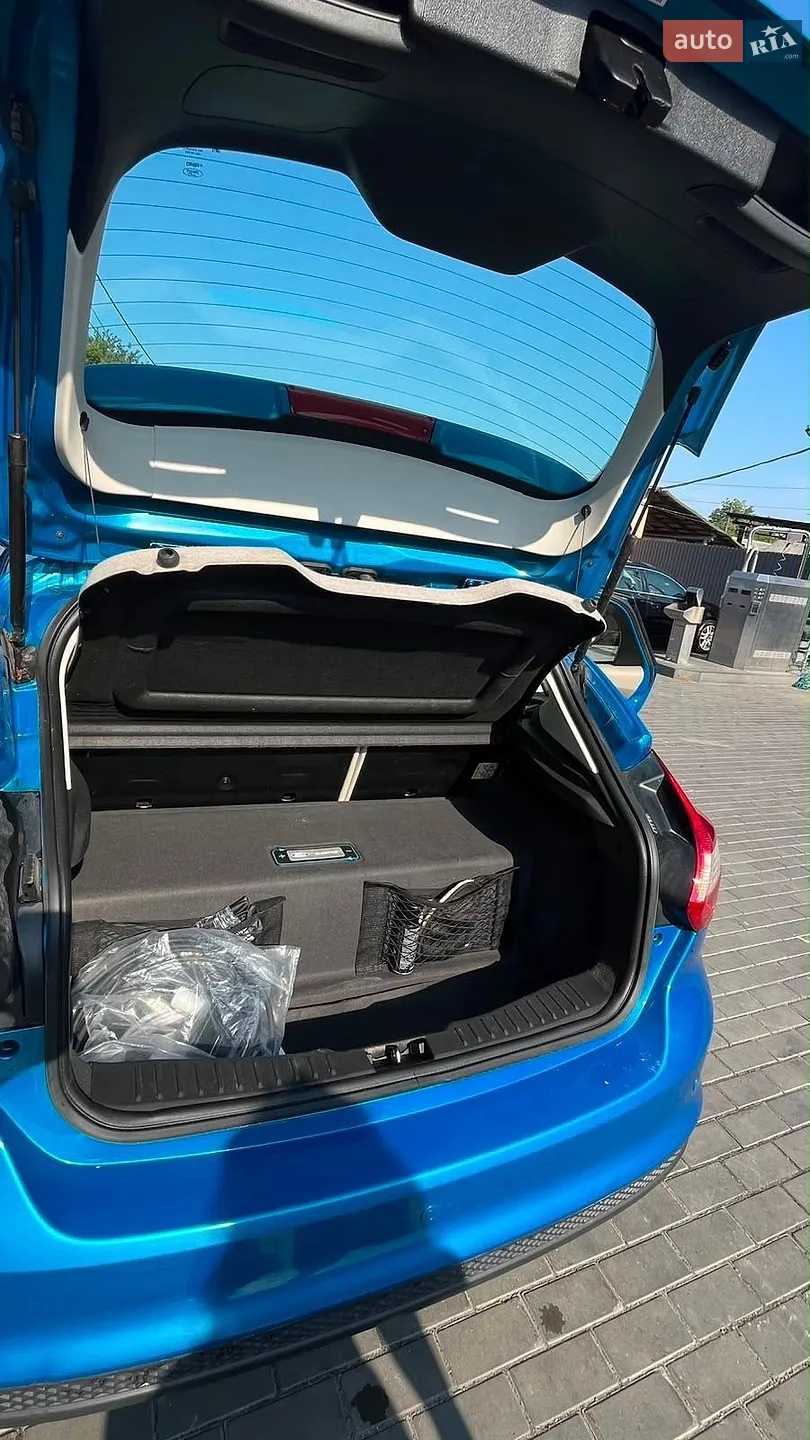 2011 Ford Focus - мініатюра 11