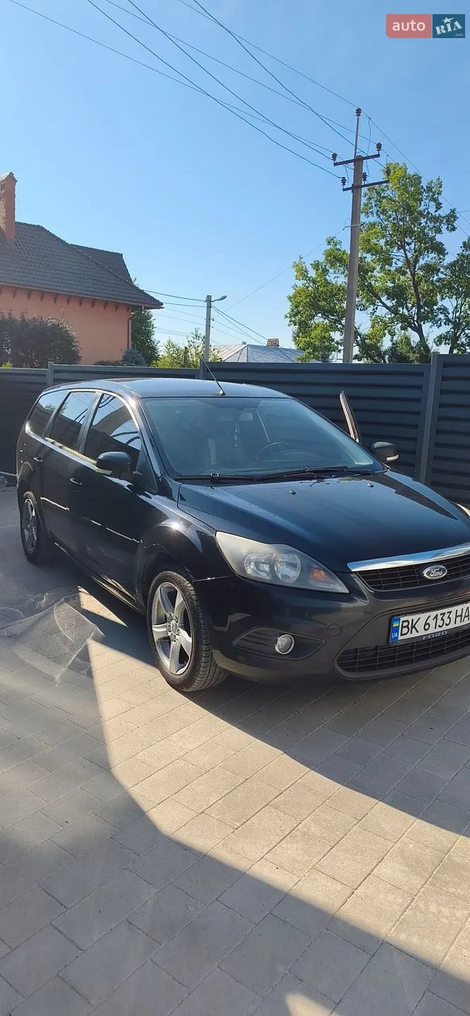 2010 Ford Focus - мініатюра 3