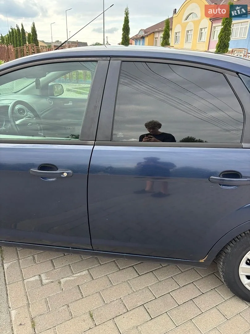 2010 Ford Focus - мініатюра 11