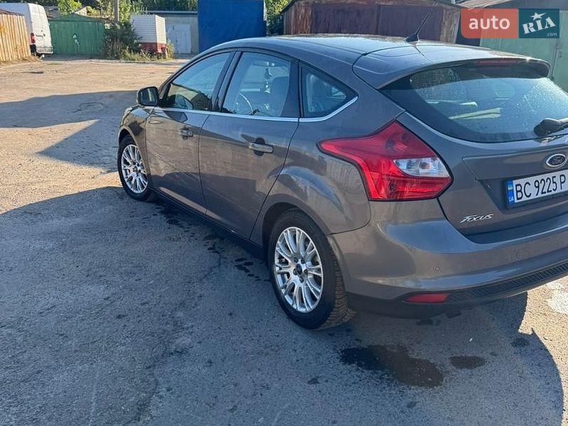 Хэтчбек Ford Focus 2011 в Львове