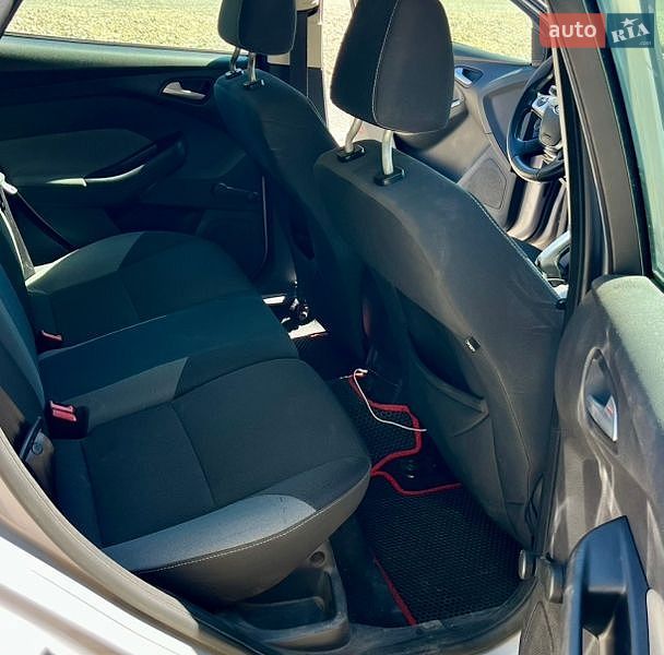 Универсал Ford Focus 2012 в Калуше