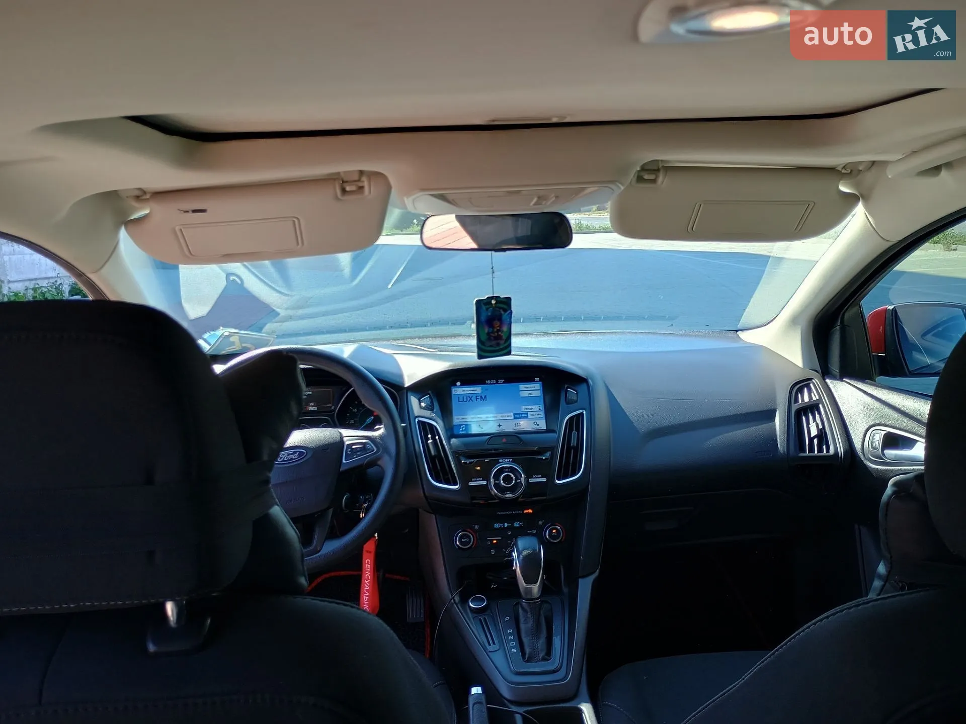 2016 Ford Focus - мініатюра 17