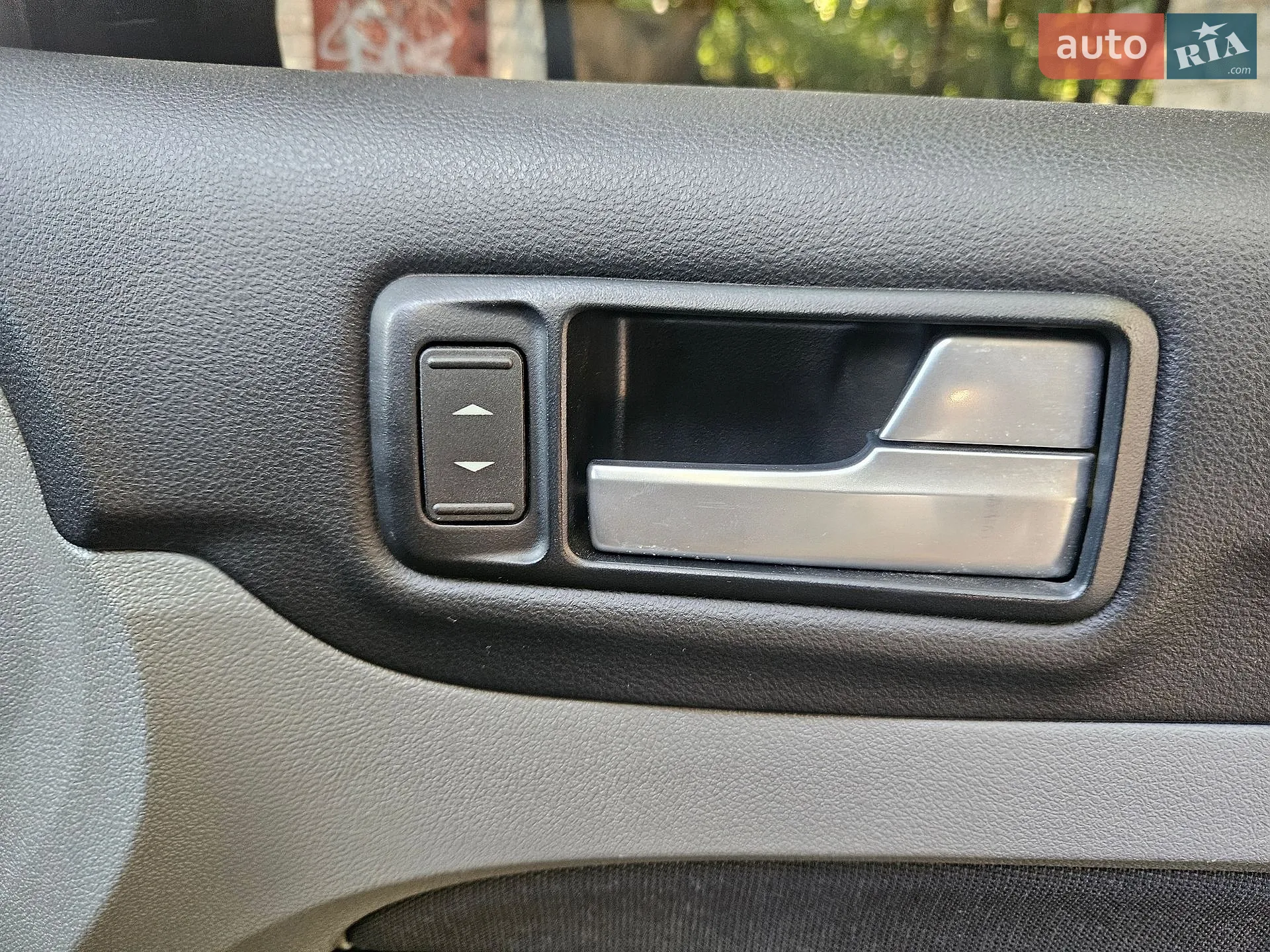 2010 Ford Focus - мініатюра 14