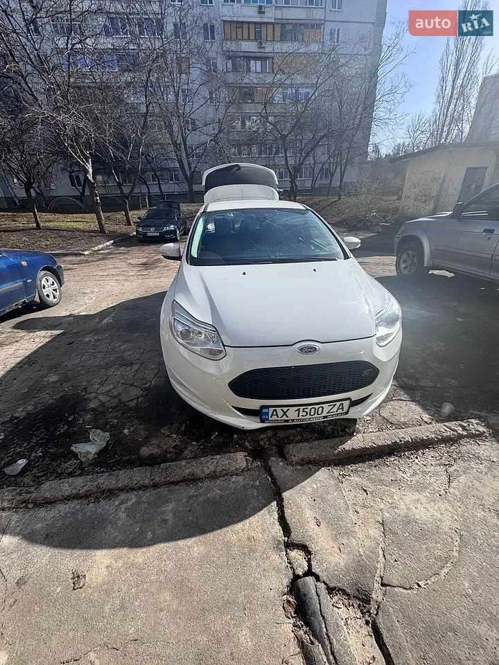 2012 Ford Focus - мініатюра 18