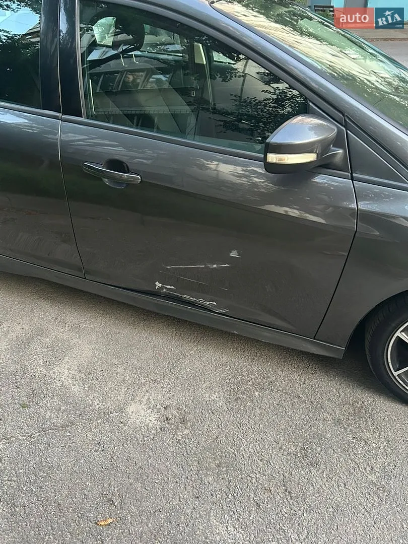 2015 Ford Focus - мініатюра 9