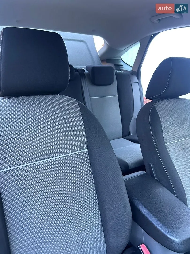 2011 Ford Focus - мініатюра 14
