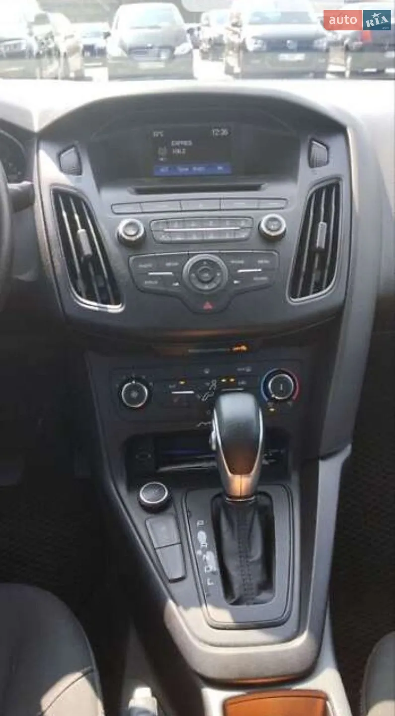 2017 Ford Focus - мініатюра 11