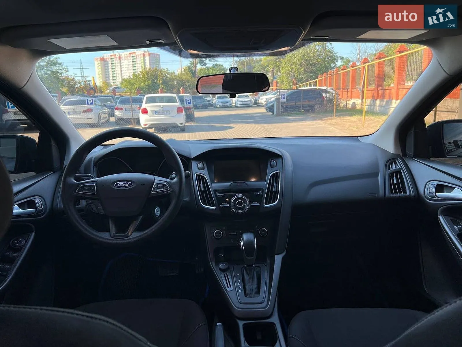 2018 Ford Focus - мініатюра 16