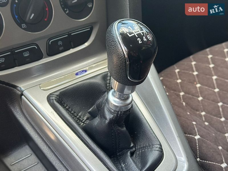 Хетчбек Ford Focus 2011 в Стрию