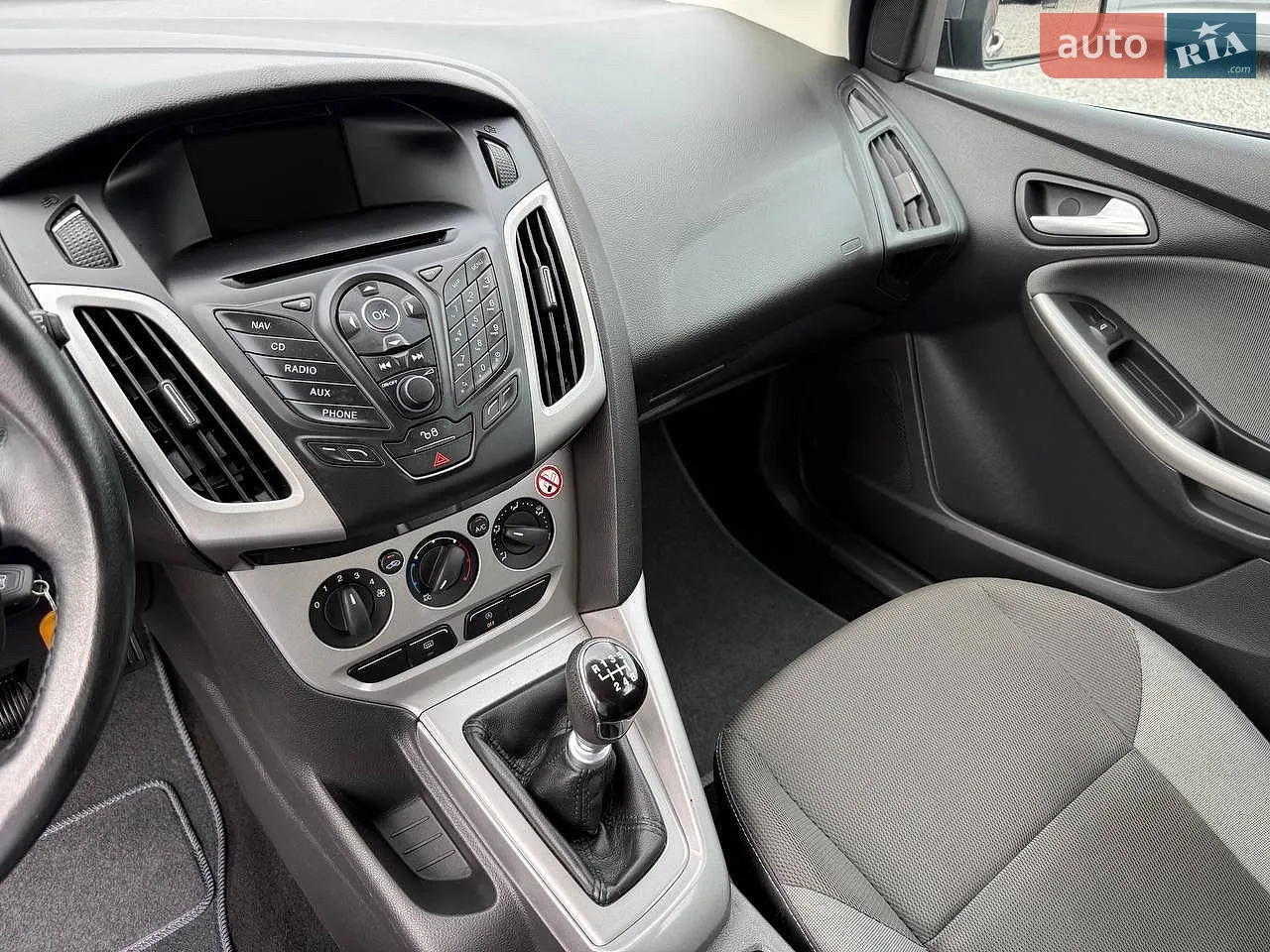 2012 Ford Focus - мініатюра 36