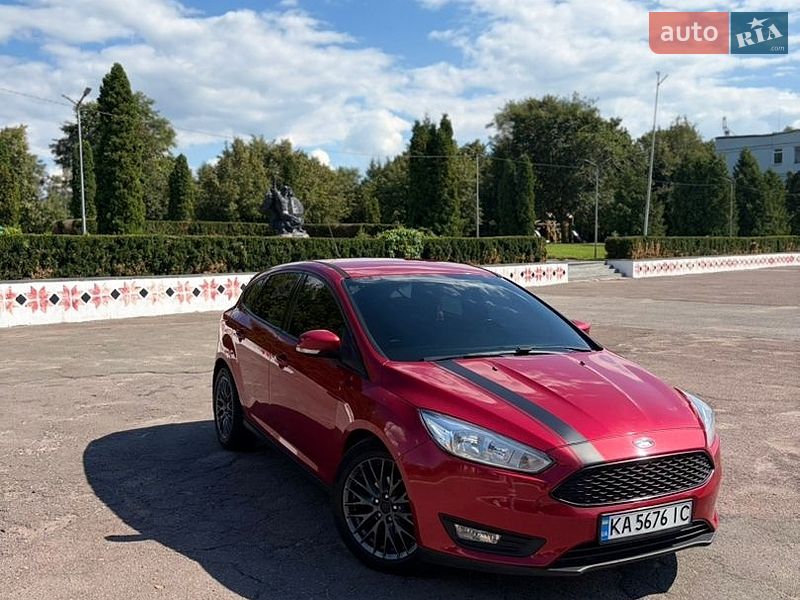 Хэтчбек Ford Focus 2015 в Андрушевке