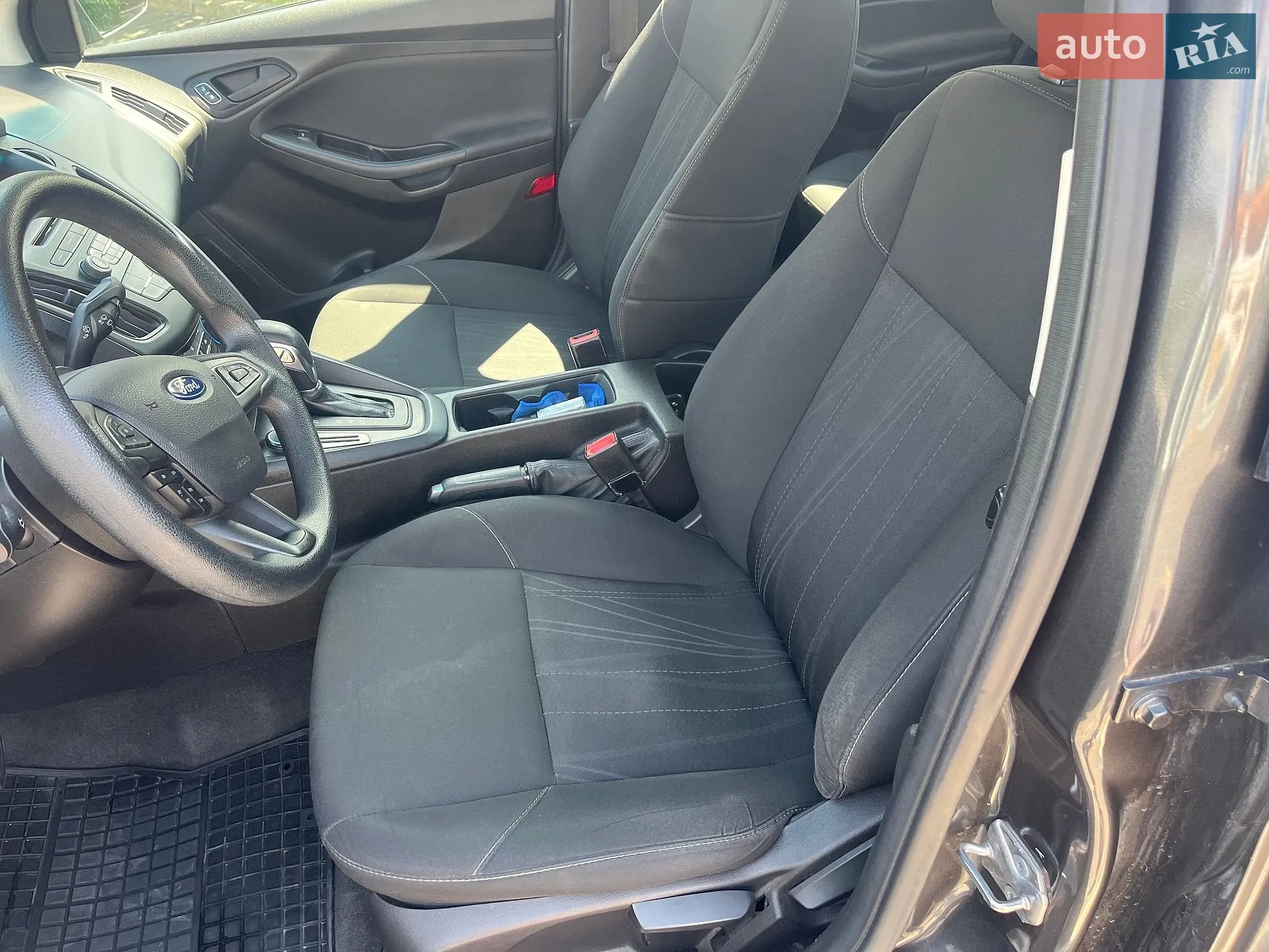 2016 Ford Focus - мініатюра 21