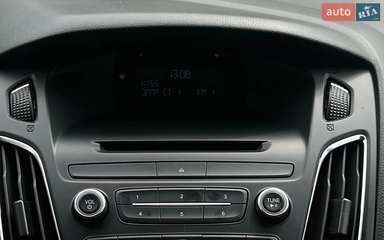 2018 Ford Focus - мініатюра 16