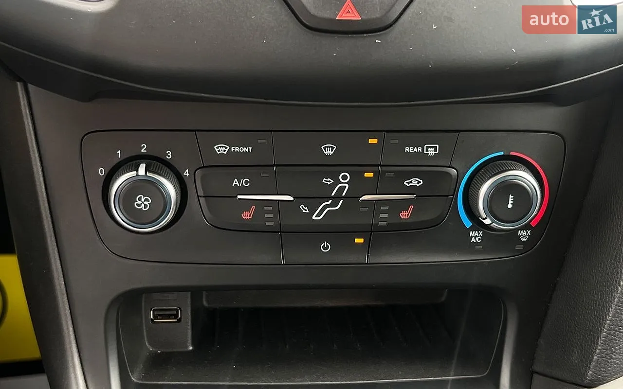 2018 Ford Focus - мініатюра 19