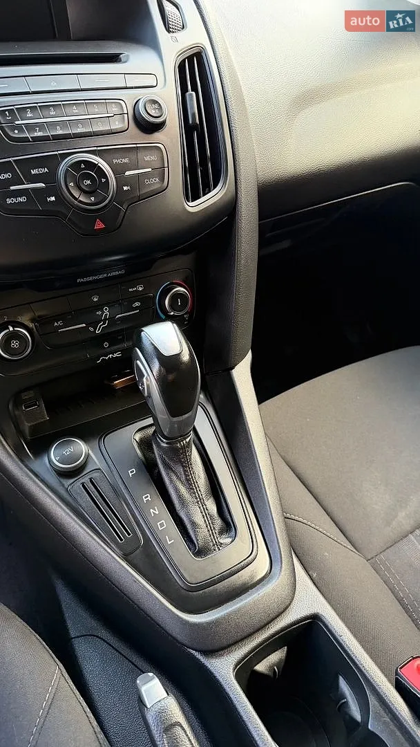 2015 Ford Focus - мініатюра 18
