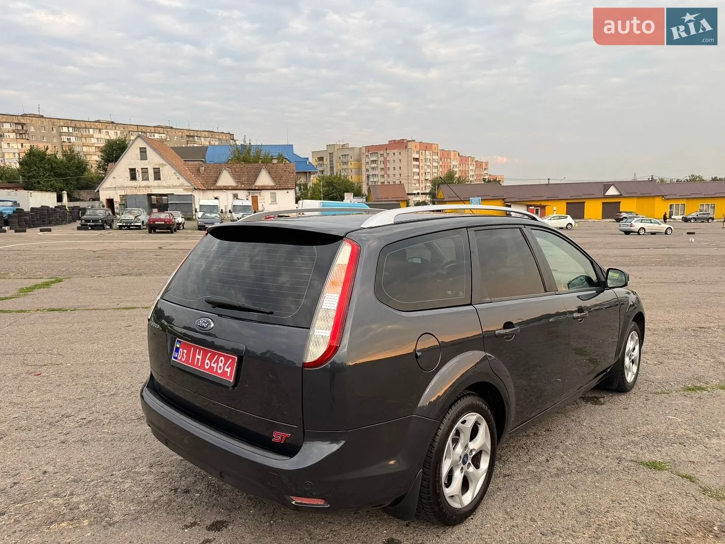 2011 Ford Focus - мініатюра 11