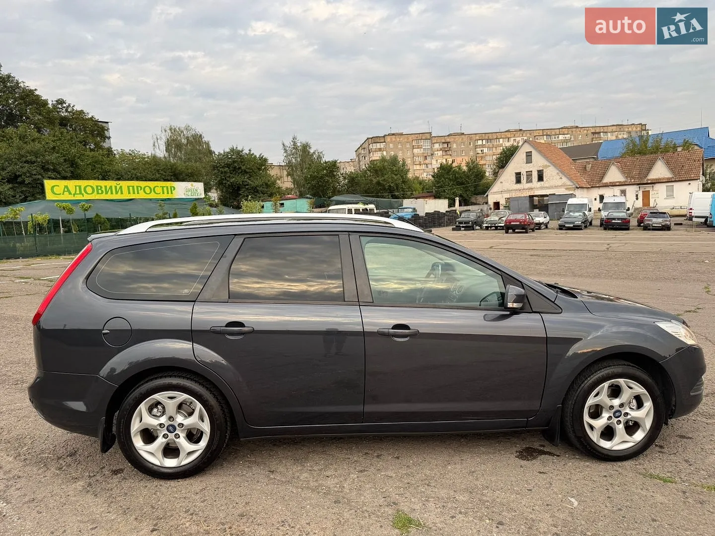 2011 Ford Focus - мініатюра 13