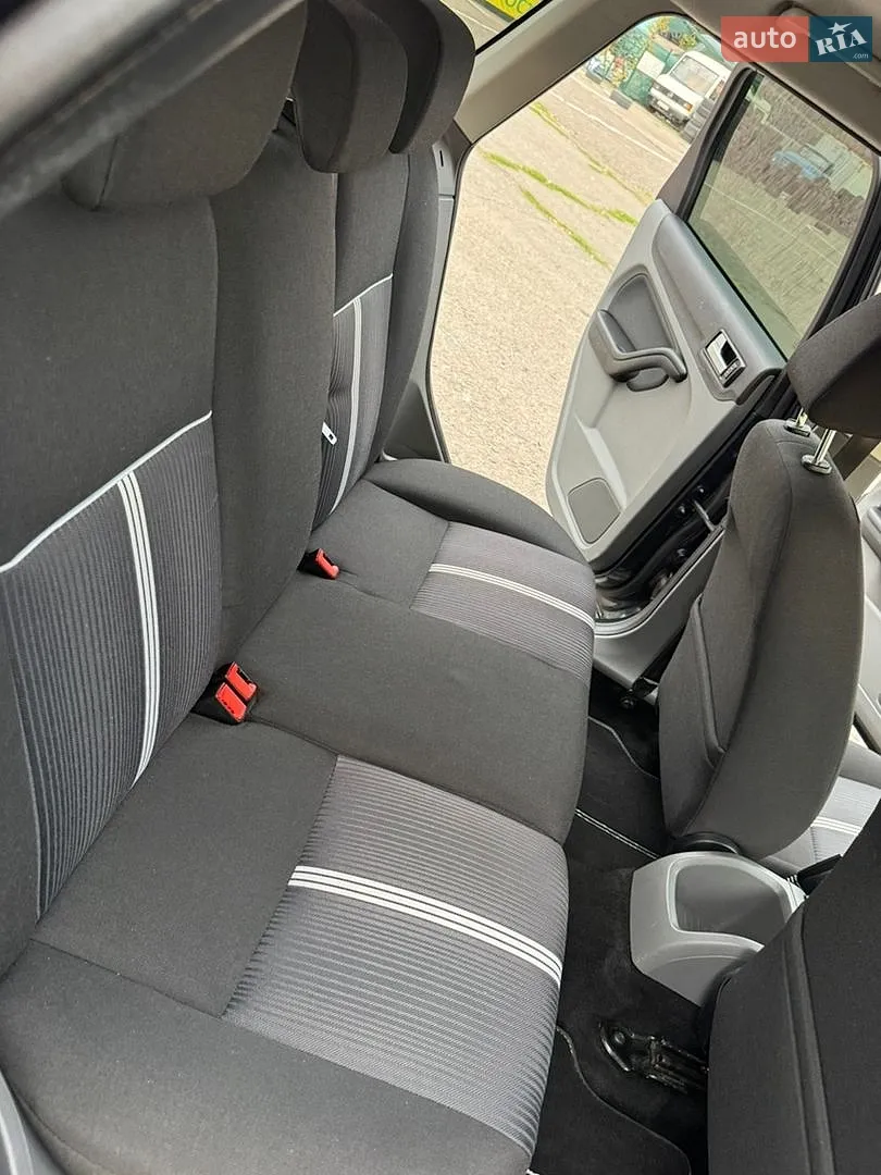 2011 Ford Focus - мініатюра 44