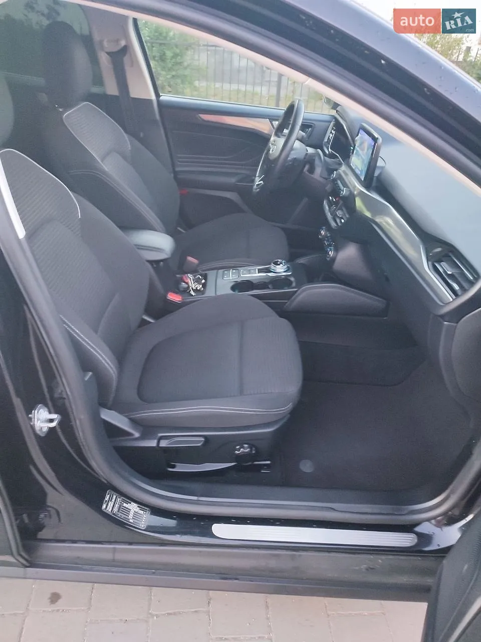 2020 Ford Focus - мініатюра 20