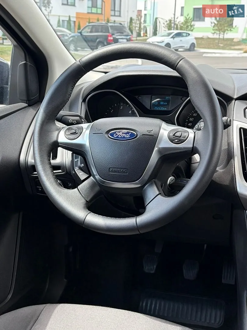 2014 Ford Focus - мініатюра 28