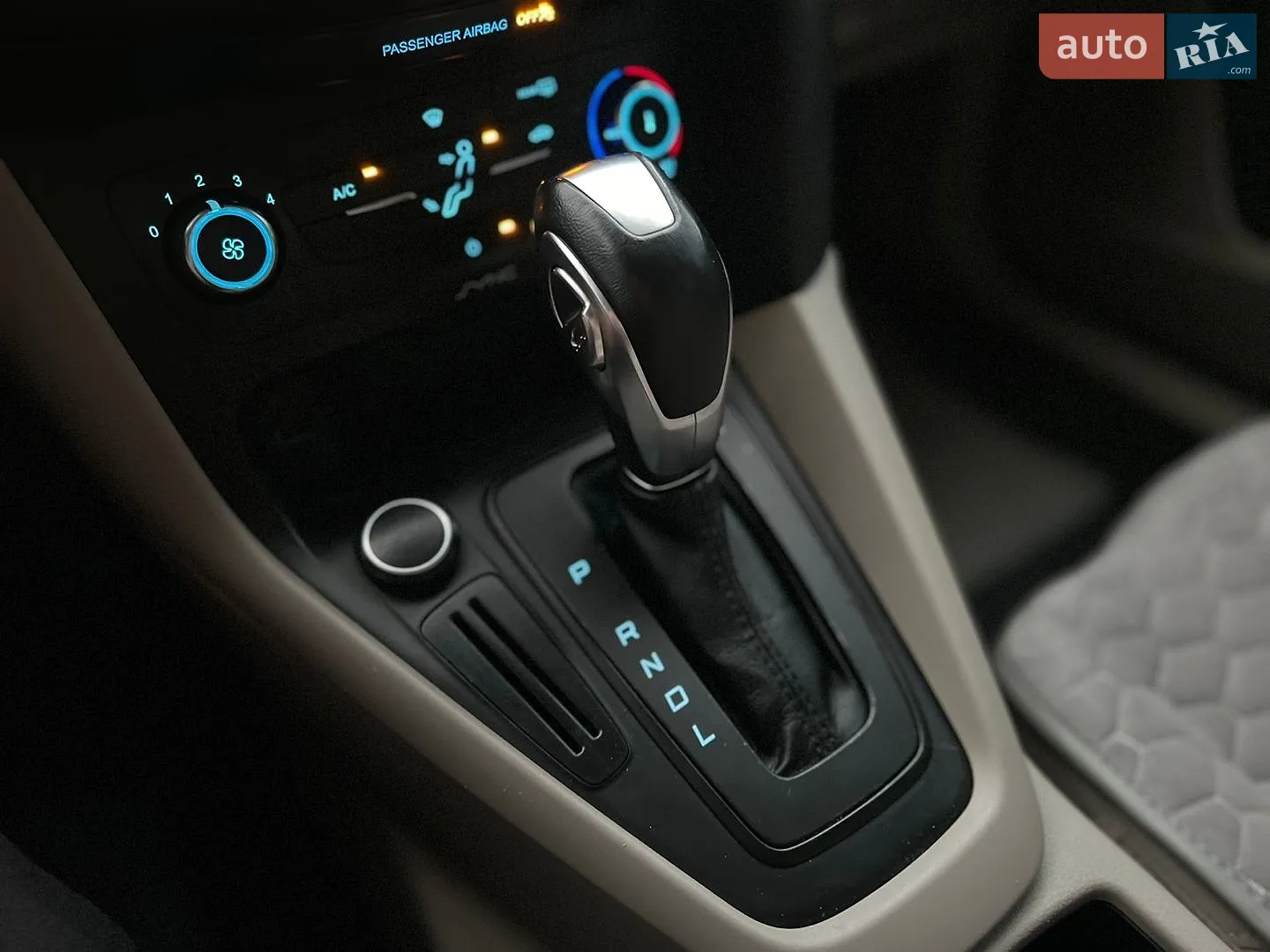 2016 Ford Focus - мініатюра 24