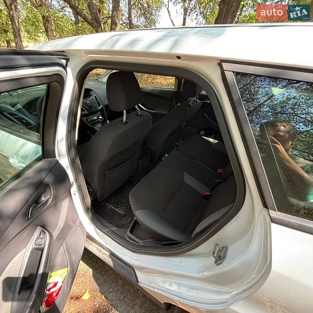 2011 Ford Focus - мініатюра 7