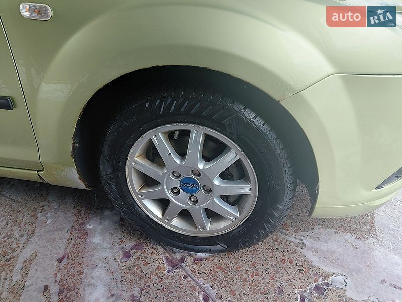 Хетчбек Ford Focus 2005 в Ірпені