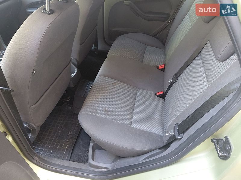 Хетчбек Ford Focus 2005 в Ірпені