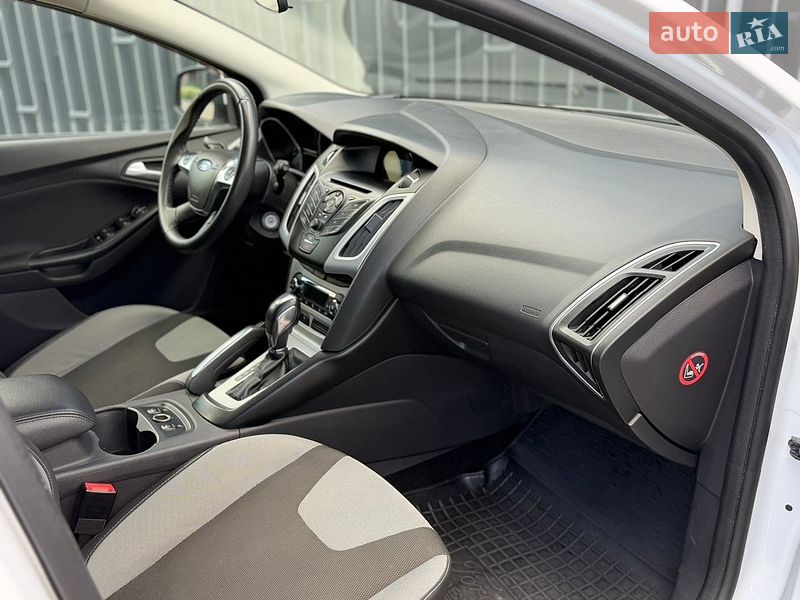 Хэтчбек Ford Focus 2012 в Киеве фото 19 Хэтчбек Ford Focus 2012 в Киеве