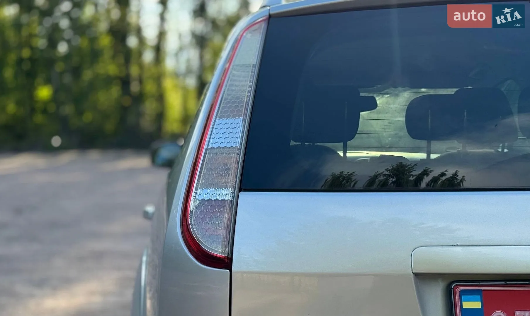 2010 Ford Focus - мініатюра 15
