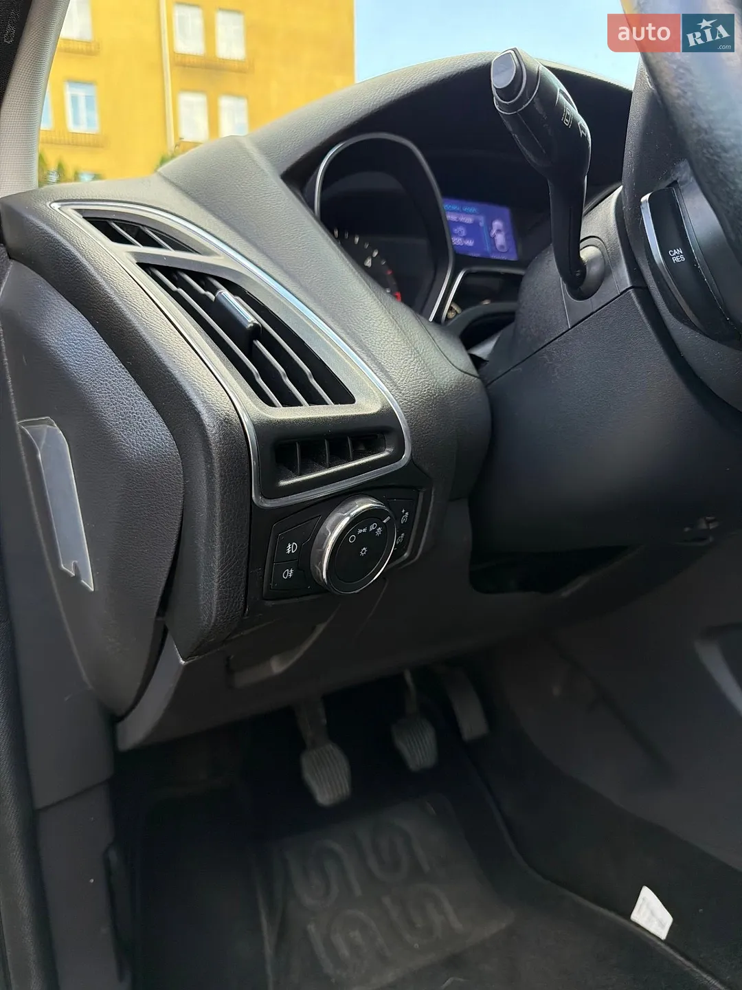 2012 Ford Focus - мініатюра 28