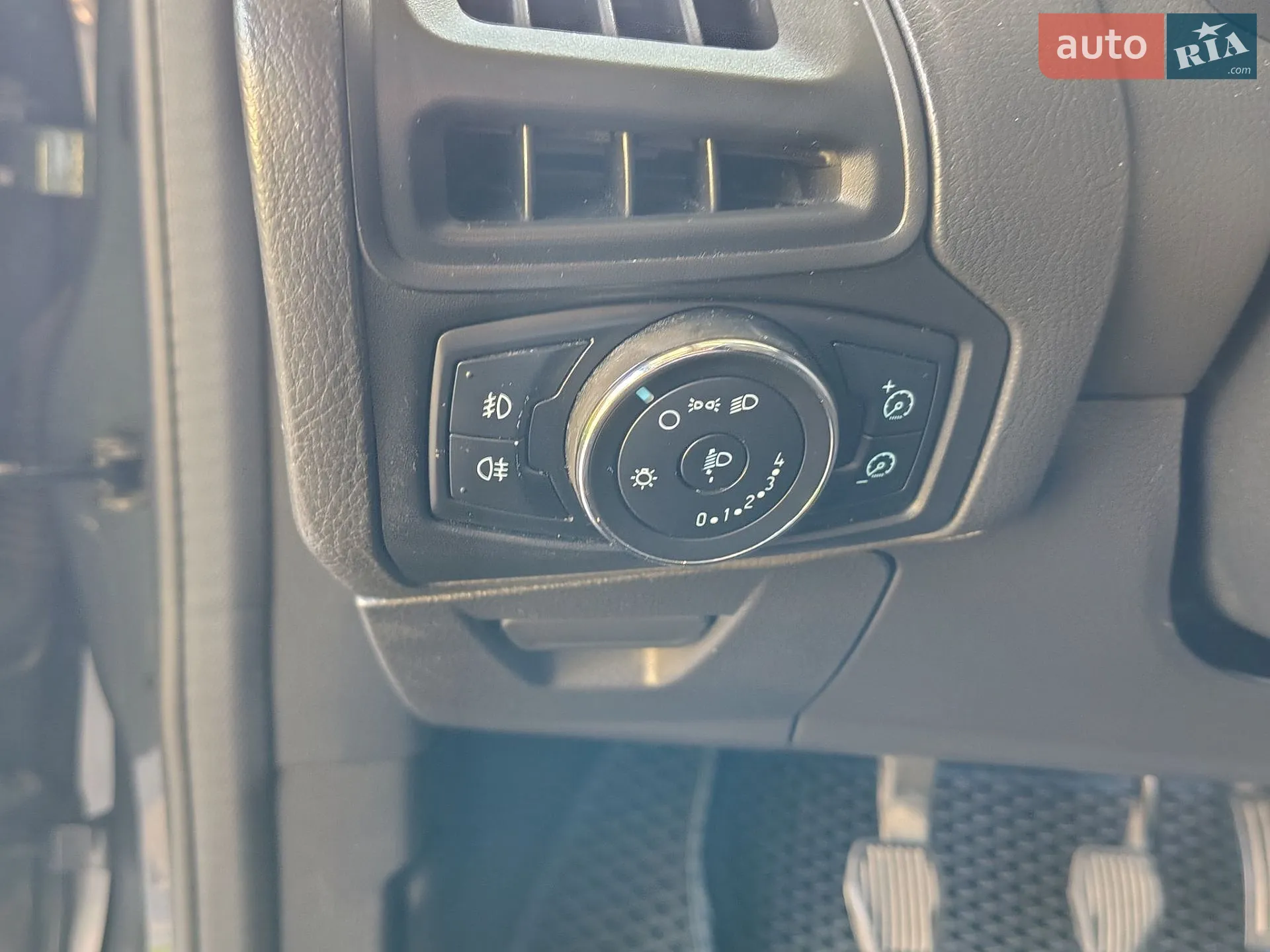 2011 Ford Focus - мініатюра 43