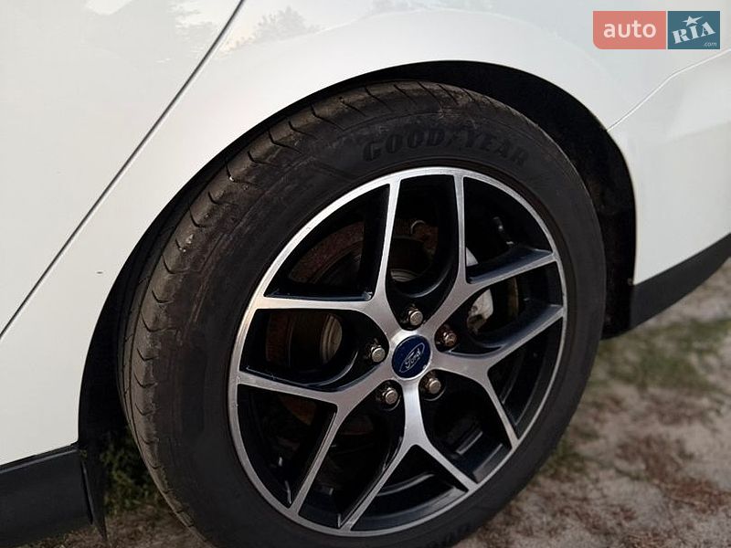 Седан Ford Focus 2017 в Шостці фото 7 Седан Ford Focus 2017 в Шостці