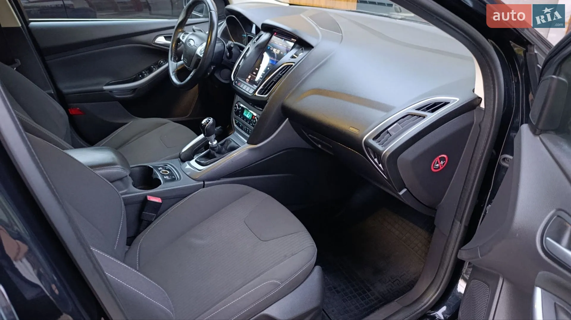 2011 Ford Focus - мініатюра 37