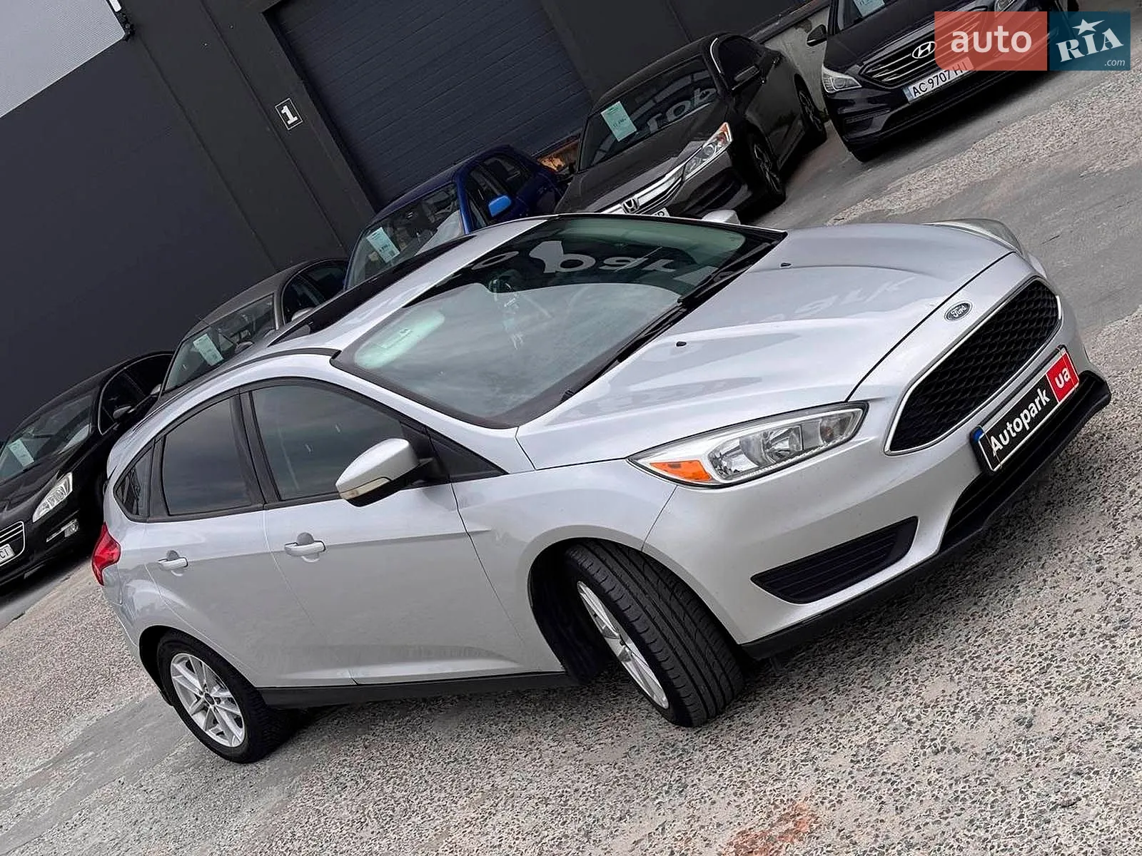 2015 Ford Focus - мініатюра 16