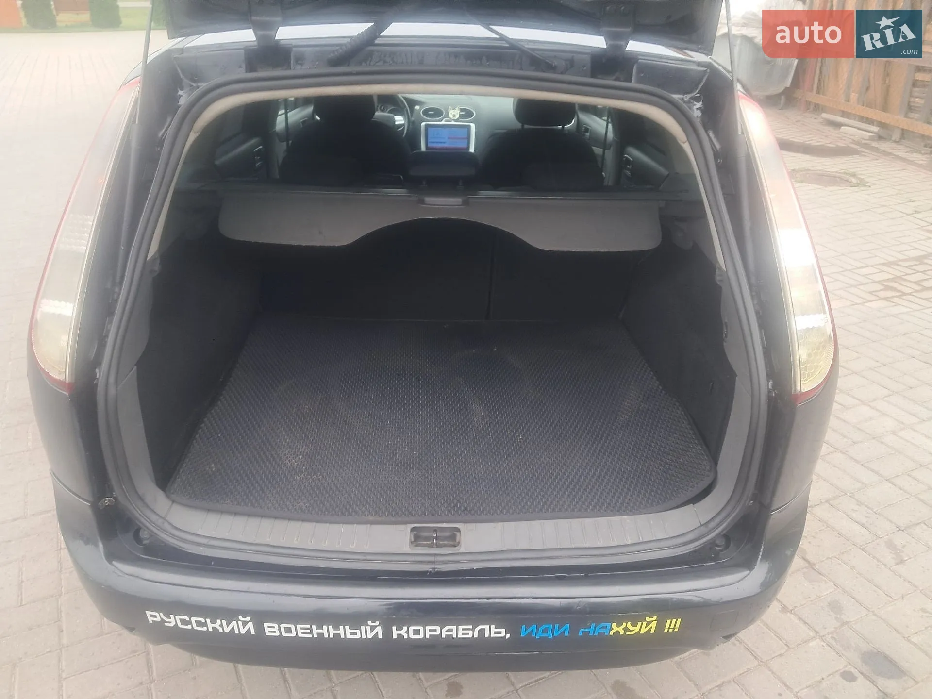 2010 Ford Focus - мініатюра 8