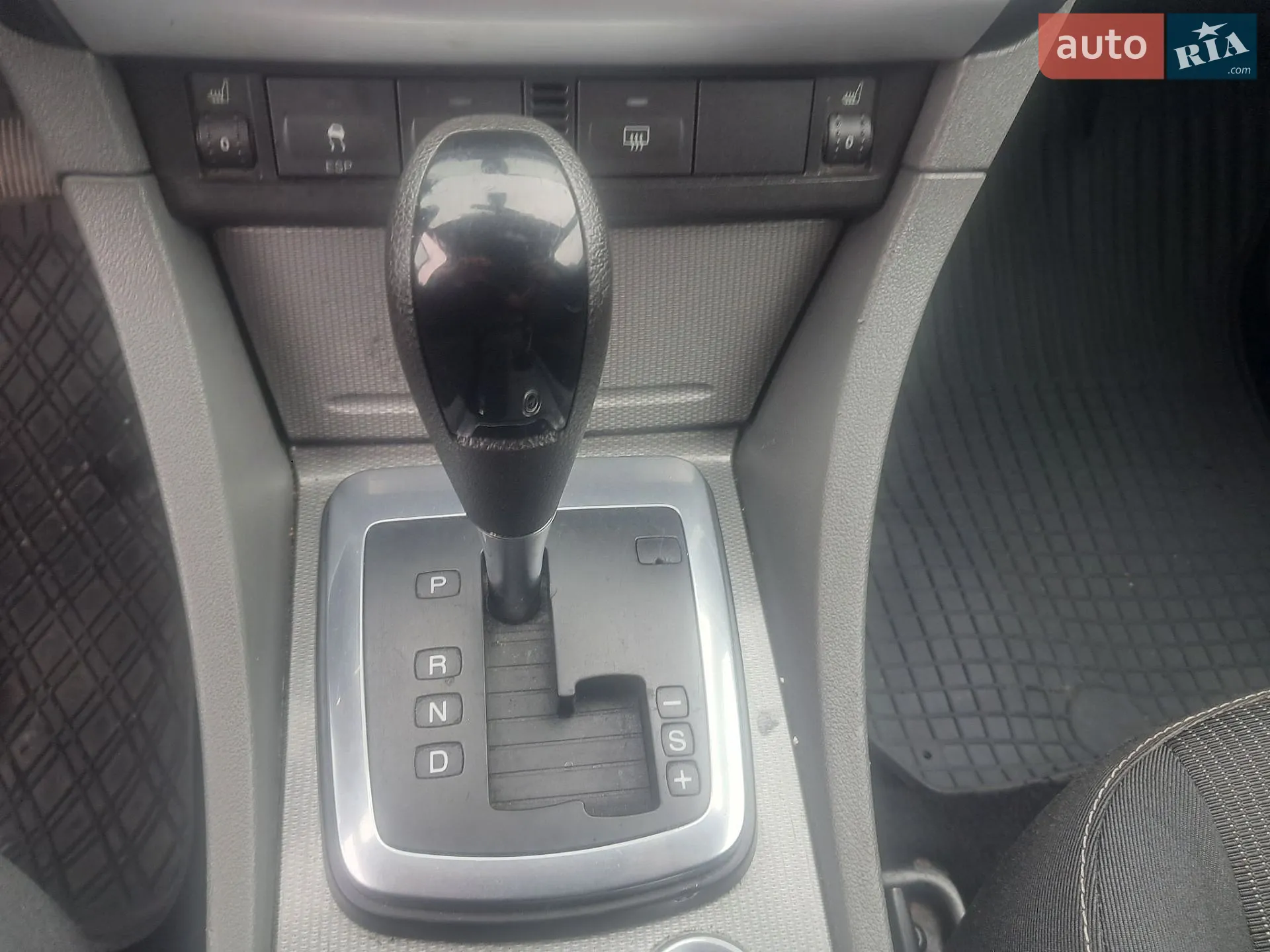 2010 Ford Focus - мініатюра 12