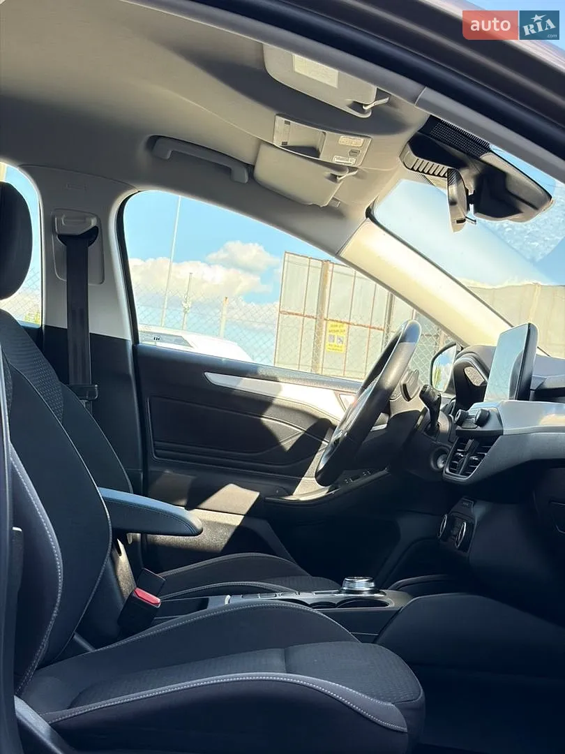 2018 Ford Focus - мініатюра 19
