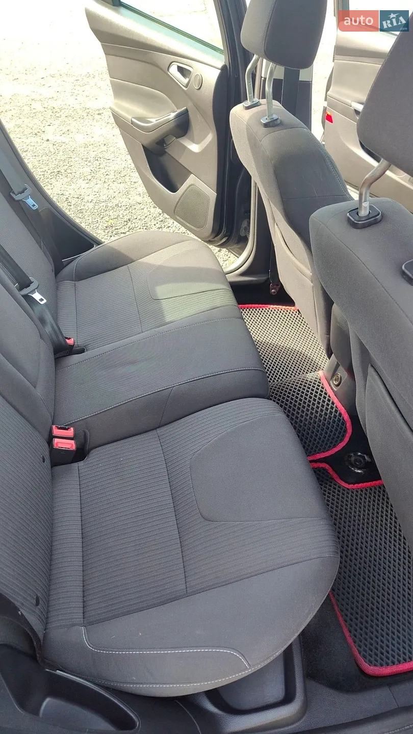 2011 Ford Focus - мініатюра 32