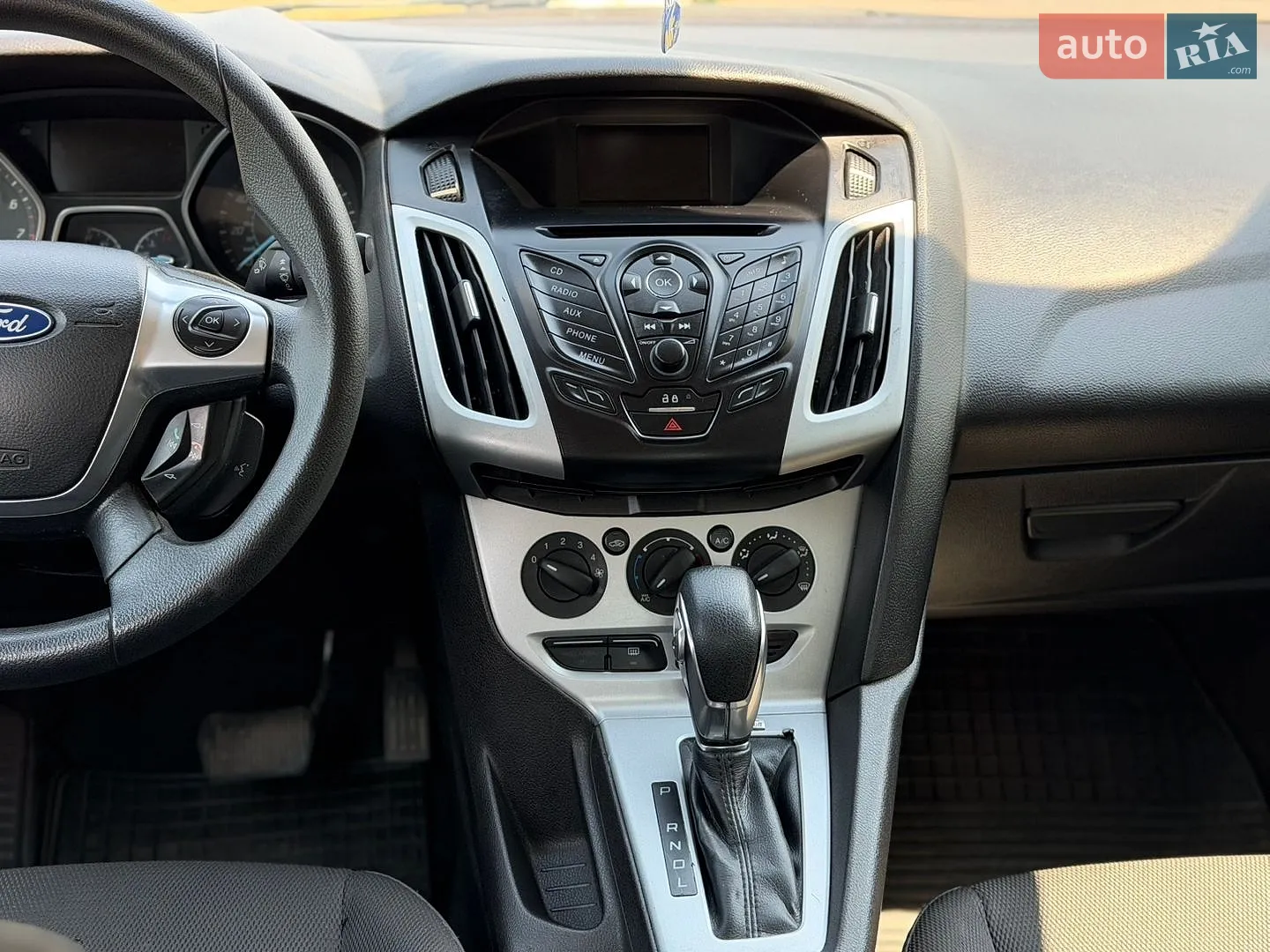 2012 Ford Focus - мініатюра 12