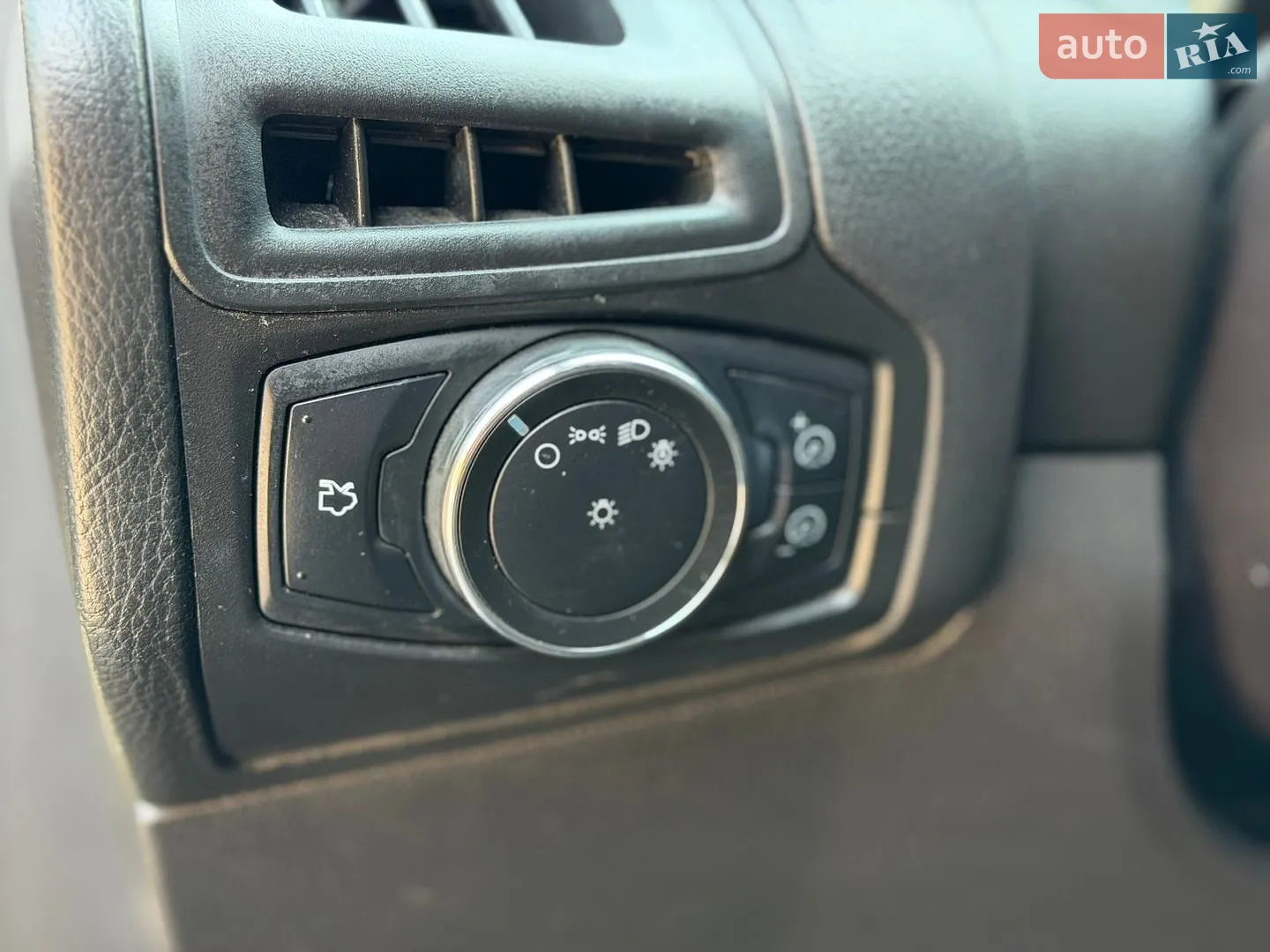 2012 Ford Focus - мініатюра 14