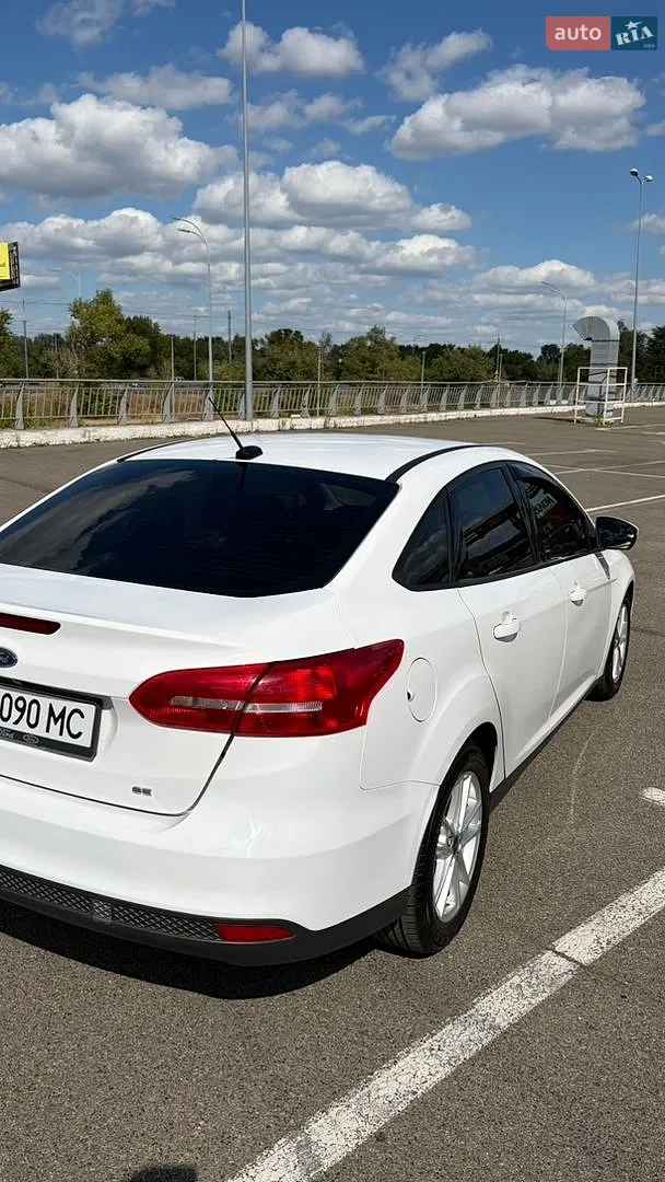 2016 Ford Focus - мініатюра 5