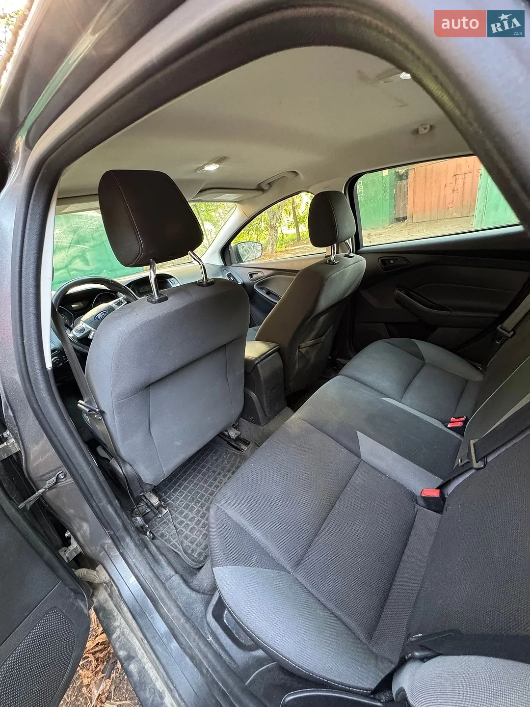 2011 Ford Focus - мініатюра 11