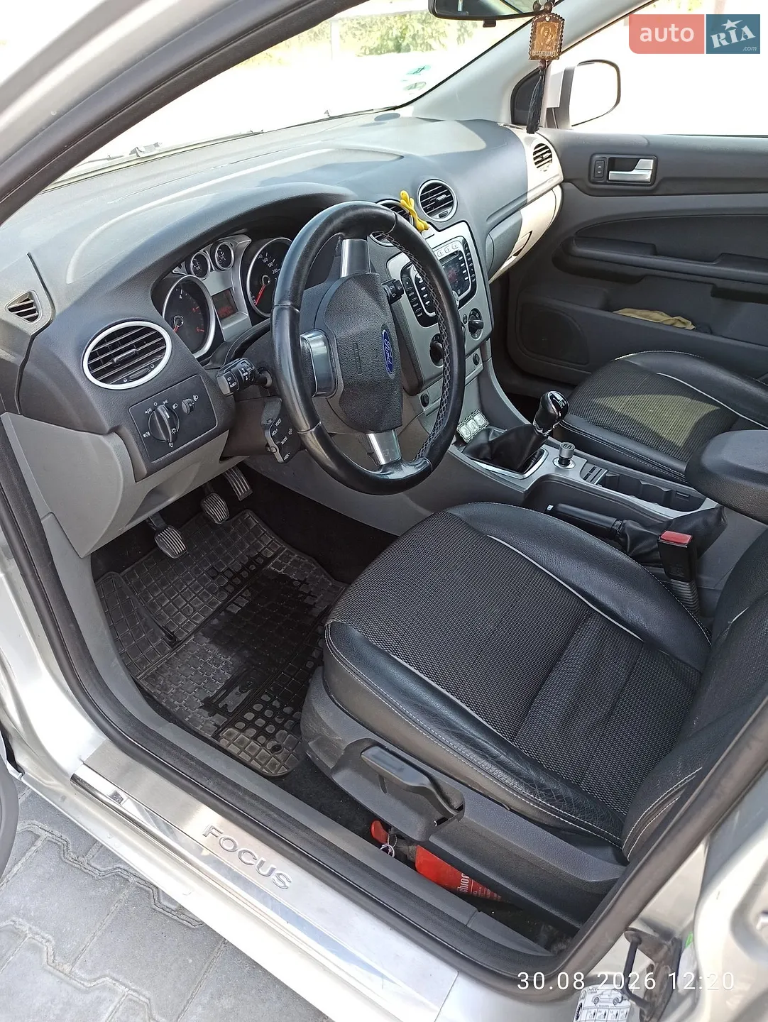 2010 Ford Focus - мініатюра 7