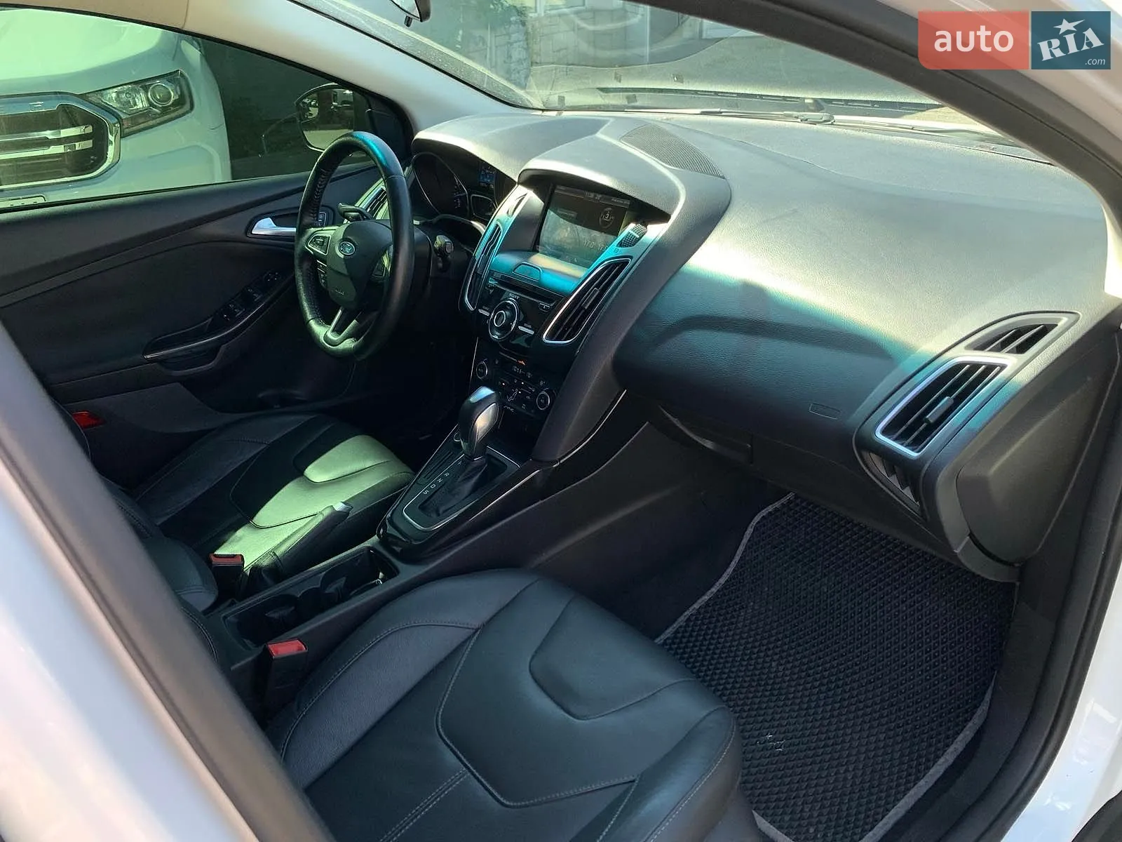 2015 Ford Focus - мініатюра 27