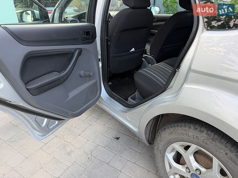 Хэтчбек Ford Focus 2011 в Житомире фото 14 Хэтчбек Ford Focus 2011 в Житомире