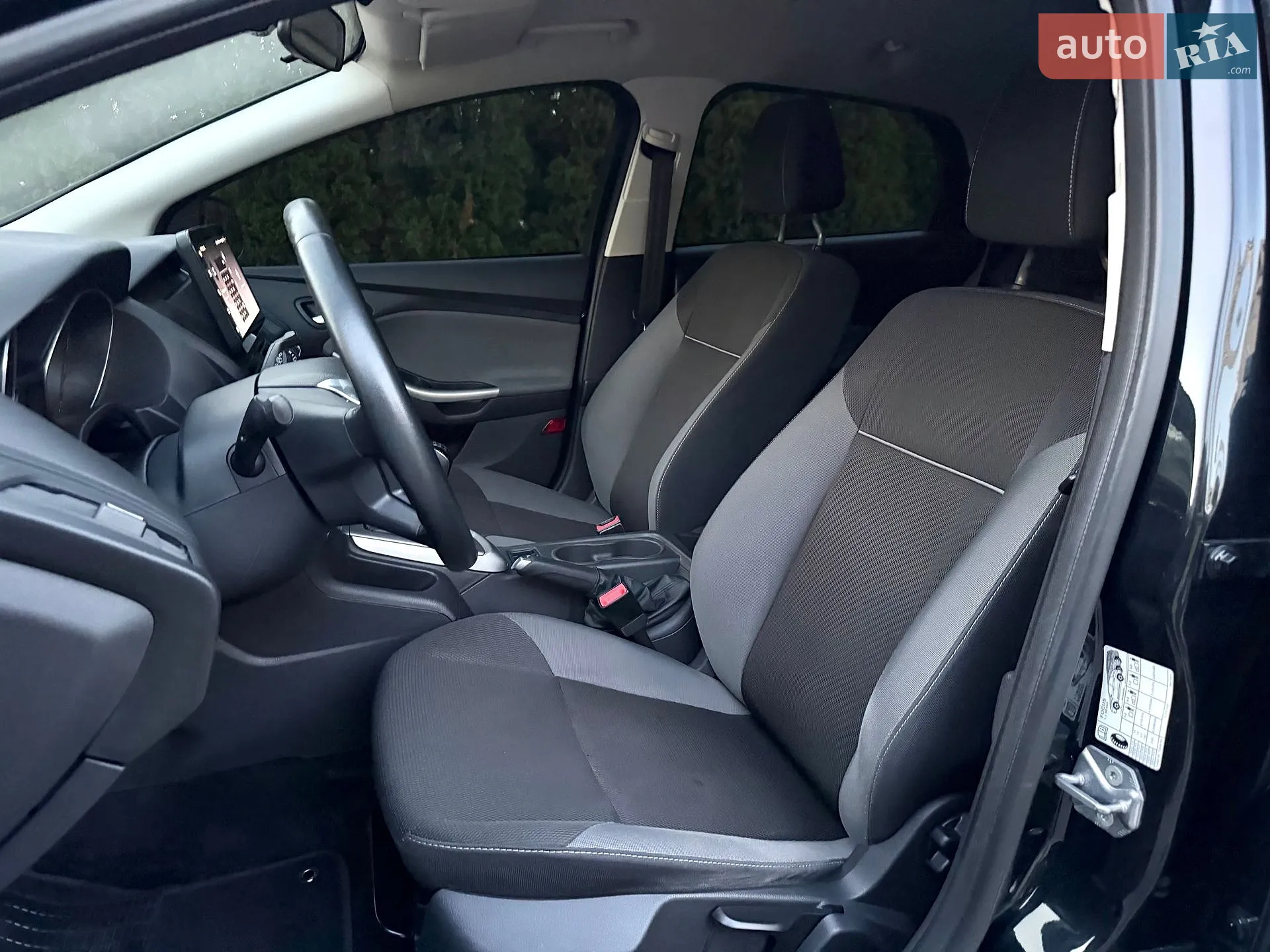 2013 Ford Focus - мініатюра 21