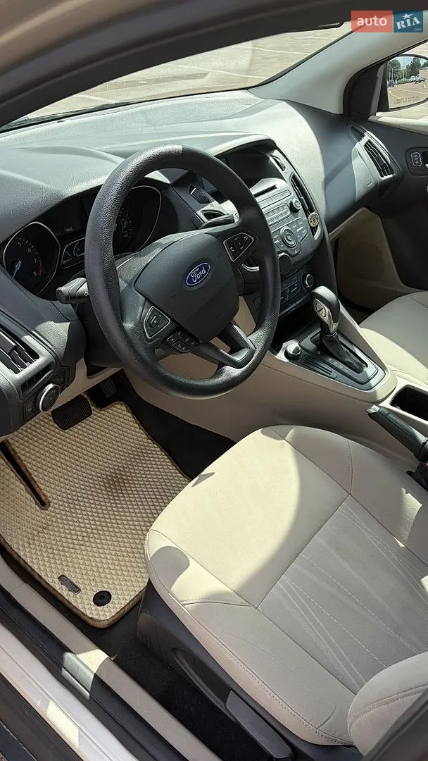 2016 Ford Focus - мініатюра 10