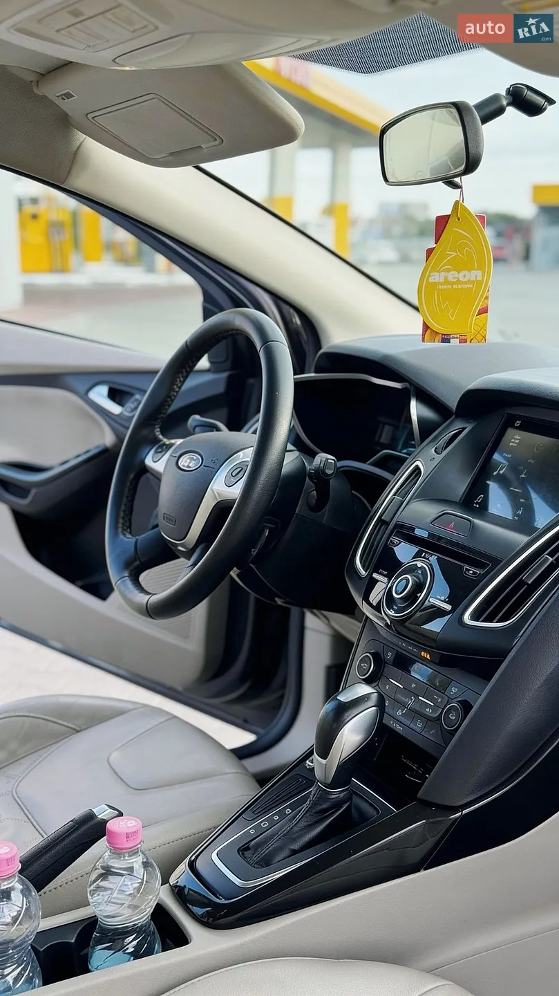 2016 Ford Focus - мініатюра 12